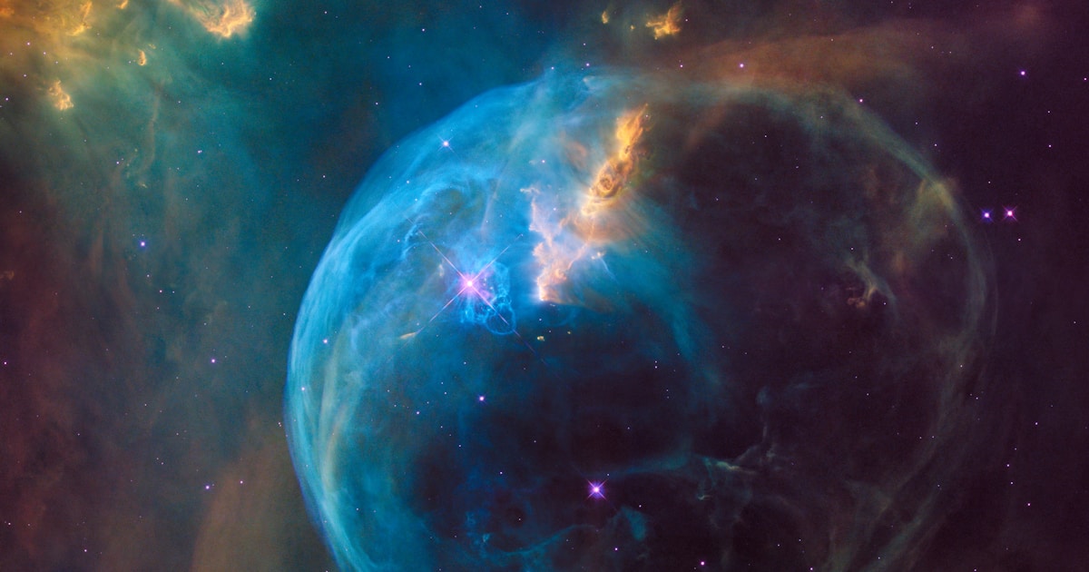 科学家绘制了看不见的宇宙地图